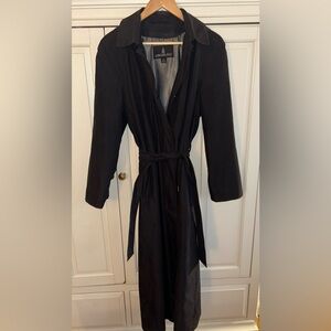 🎉Donating soon 🎉LONDON FOG Charcoal Gray Hooded Trench Coat with Wrap-around